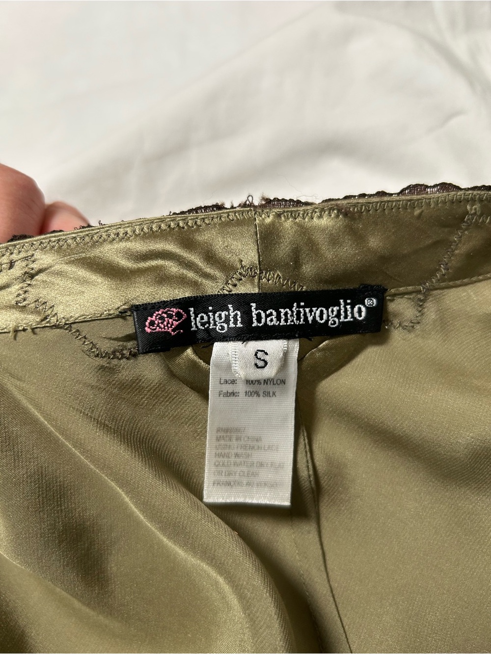 Vintage Leigh Bantivoglio Silk Olive Green Satin Wrap blouse w/ Black Lace Trim - Picture 8 of 8